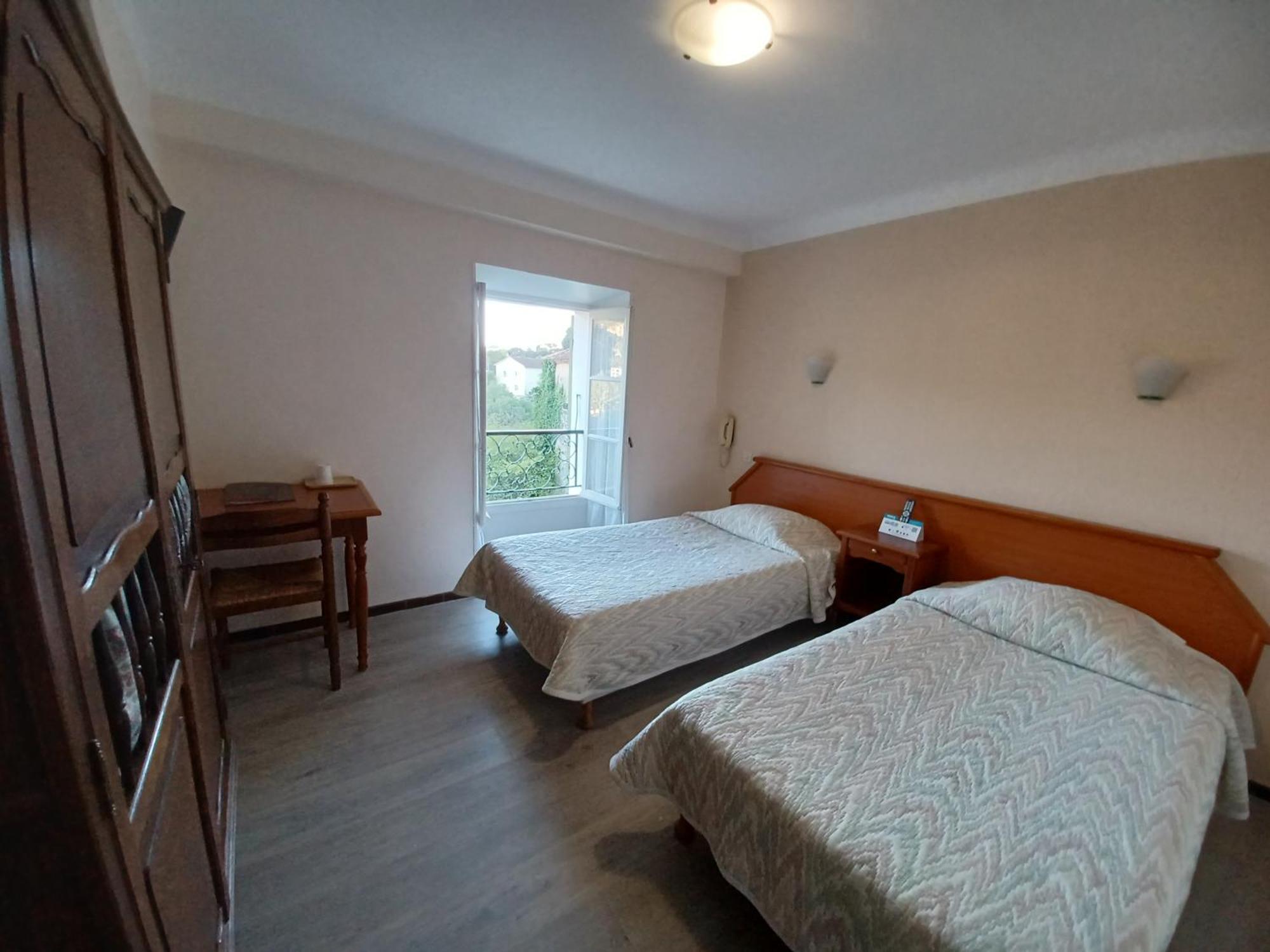 Logis Hotel Du Pont D'Or Barjols Dış mekan fotoğraf